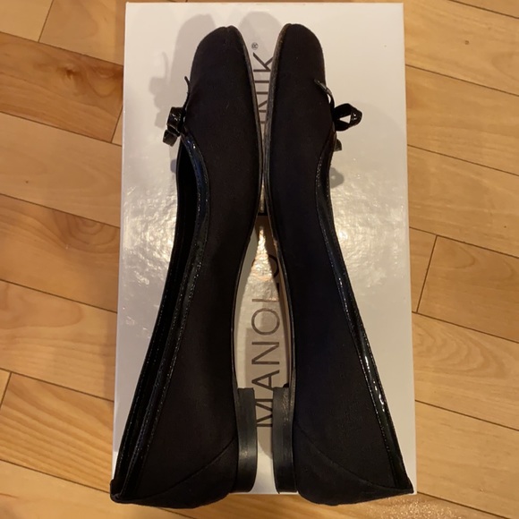 Manolo Blahnik Patent Black Flats - Picture 7 of 11